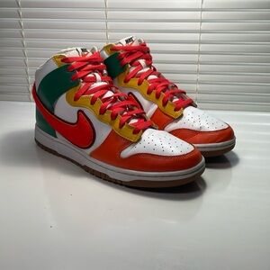 2022 Nike Dunk High 7-11